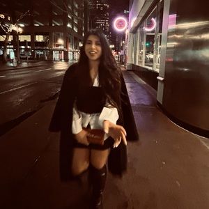 Hiiiiiiie -- Im Jessss read below 👇🏻